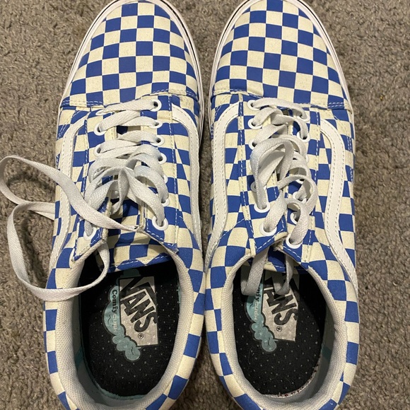 Men’s Vans - Picture 3 of 4
